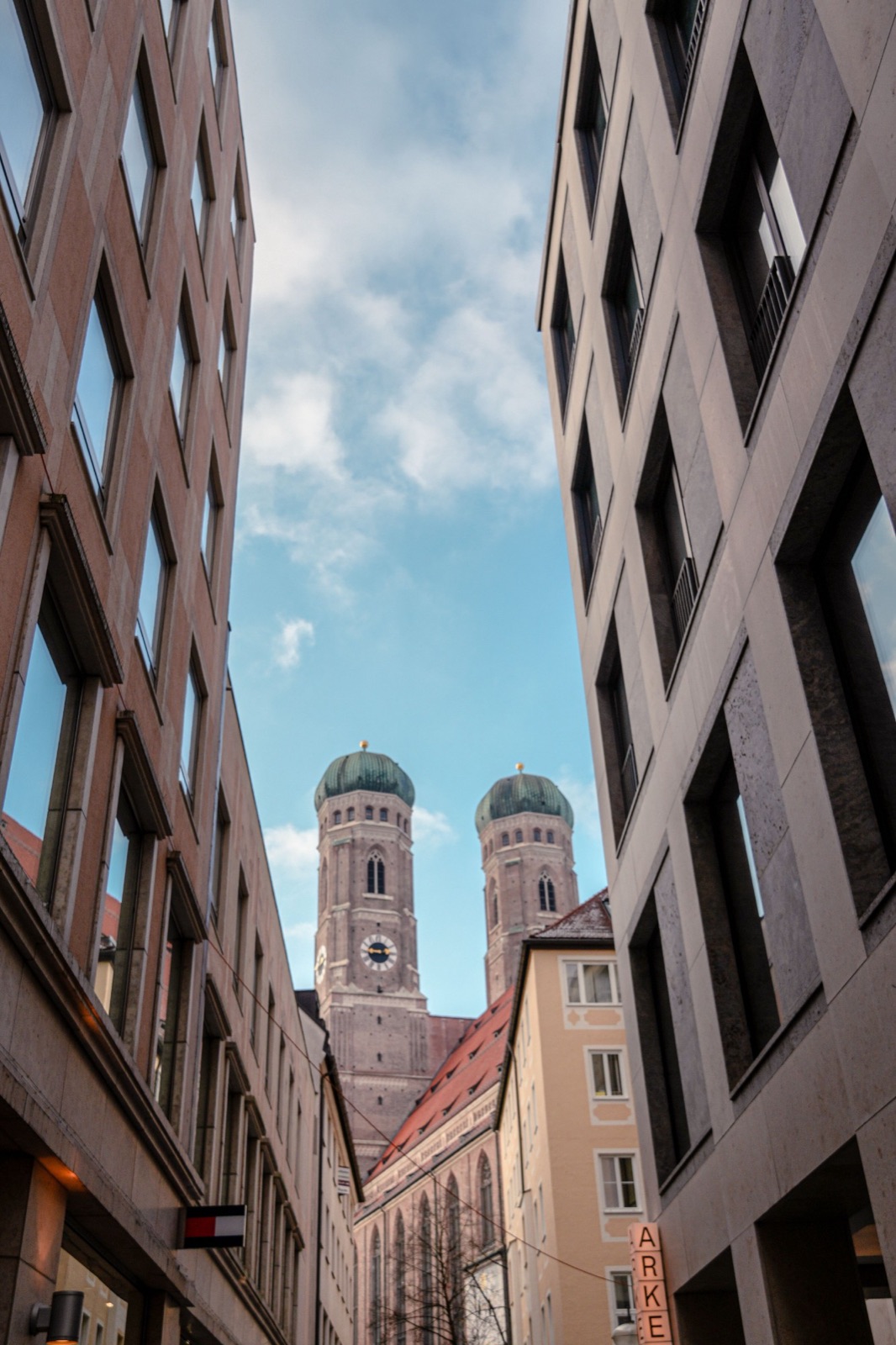 Blick auf die Frauenkirche in München
